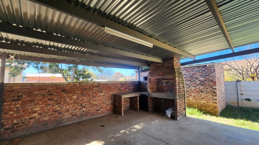 3 Bedroom Property for Sale in Potchefstroom North West